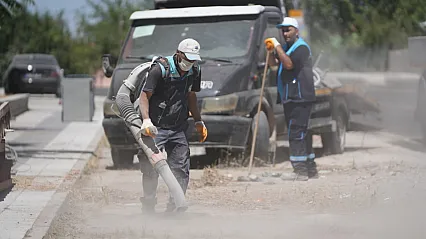 Malatya'da Battalgazi'de Mahalle Temizliği Ve Pazar Denetimleri Aralıksız Devam Ediyor!