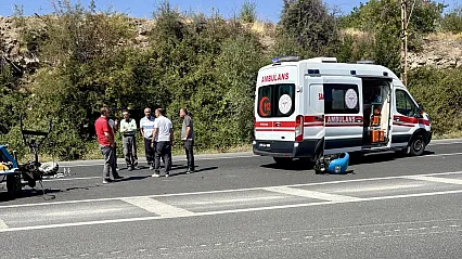 Malatya'da Çapa Motoru Ve Minibüs Çarpıştı! 1 Yaralı