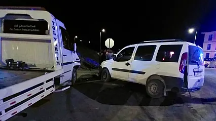 Malatya'da Çekici ile Hafif Ticari Araç Çarpıştı! Kazada 5 Kişi Yaralandı