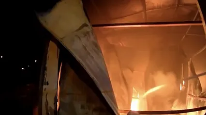Malatya'da Depoda Korkutan Yangın! Ekipler Alevleri Büyümeden Durdurdu