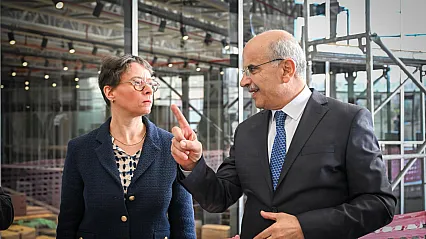 Malatya'da Enkazlar Hayat Buluyor: Türkiye'nin İlk Geri Dönüşüm Tesisi İçin İş Birliği!