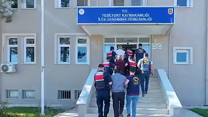 Malatya'da İki Firari Jandarma Operasyonuyla Yakalandı