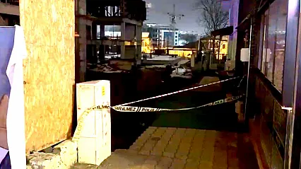 Malatya'da İstinat Duvarı Çöktü, Apartman Tahliye Edildi