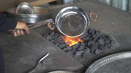 Malatya'da Kalaycılığın Son Temsilcileri: Ömür Bitti, Mesleği Devredecek Kimse Yok