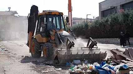 Malatya'da Konteyner Çarşısının Ardından Temizlik Çalışması!