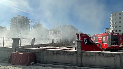 Malatya'da Kuru Otlar Bir Anda Alevlere Teslim Oldu!