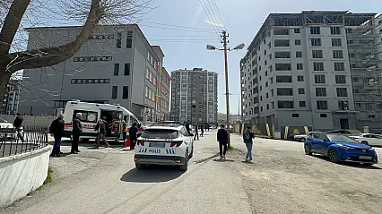 Malatya'da Okul Çıkışı Kavga! 5 Liseli Bıçakla Yaralandı