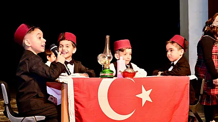 Malatya'da Ramazan Coşkusu! 4 Yaşındaki Miniklerin Sahne Performansı Alkış Tufanı Kopardı!