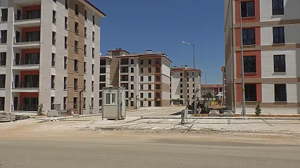 Malatya'da Rezerv Konut Tepkisi! Vatandaşlar Teslim Tarihi Beklerken Mağduriyet Büyüyor