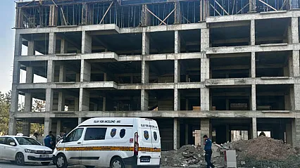 Malatya'da Şantiyede İş Kazası! Yüksekten Düşen İşçi Hastaneye Kaldırıldı