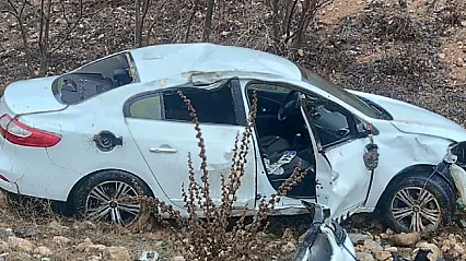 Malatya Doğanşehir'de Otomobil Şarampole Yuvarlandı: Sürücü Yaralandı!