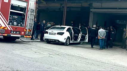 Malatya Sanayide İşlem Yapılan Otomobil Bir Anda Alevlere Teslim Oldu!