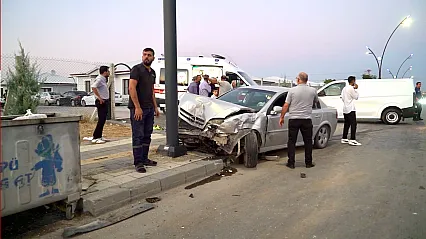 Malatya-Sivas Yolunda Feci Çarpışma! 2 Kişi Yaralandı