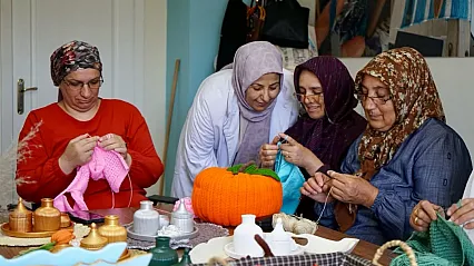 Malatya Yeşilyurt'ta Kursiyerler Hem Öğreniyor Hem Üretiyor!