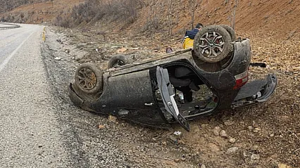 Malatya Yolunda Bayram Dönüşü Dehşeti: Otomobil Takla Attı!