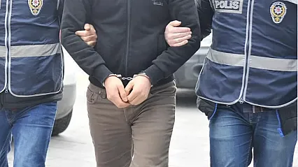 Sınır Dışında Saklanan 65 Firari Türkiye'ye Getirildi!