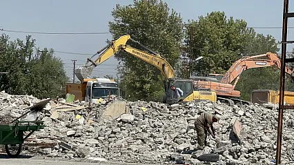 Yıkım Devam Ediyor, Belirsizlik Sürüyor! Malatya Sanayi Esnafı Çıkış Yolu Arıyor