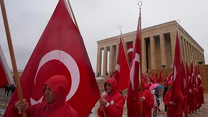 23 Nisan Coşkusu Anıtkabir'de! Devlet Erkanı Ata'nın Huzuruna Çıktı