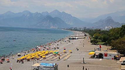 Antalya'da Hissedilen Sıcaklık 47 Dereceye Ulaştı