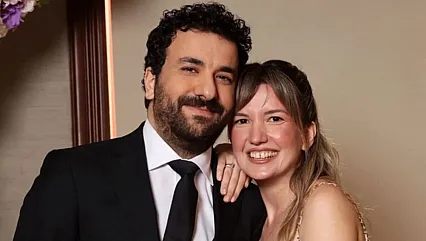 Hasan Can Kaya ve Duygu Karabaş Arasındaki Sürpriz Nişan Töreni