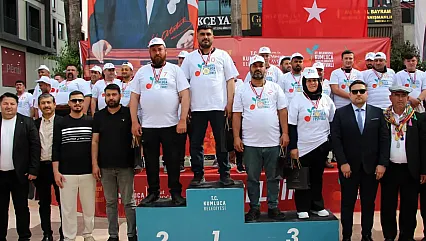 Kumluca'da Acı Reçete! Yarışmacılar Altın İçin Jalapeno'ya Meydan Okudu