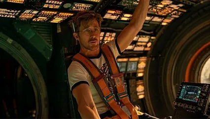 Kurtuluş Projesi Bilim Kurgu Rüzgarıyla Küresel Gişe Listelerinde Zirveye Yerleşti