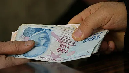 Maaş Ödemesinde Gecikme İşten Ayrılma Nedeni Olabilir! Yargıtay Kararını Açıkladı