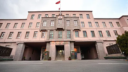 Milli Savunma Bakanlığı Açıkladı: Türk Hava Sahasına Yönelen Balistik Mühimmat İmha Edildi