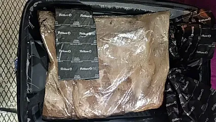 Şanlıurfa'da Valiz Operasyonu!  2,4 Kilo Eroin Yakalandı