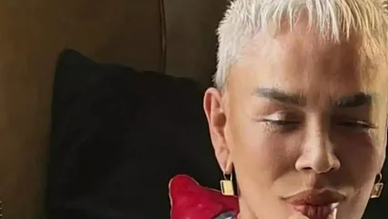 Sezen Aksu'dan Radikal Karar! Saçlarını Kazıttığı O Kare Ortaya Çıktı