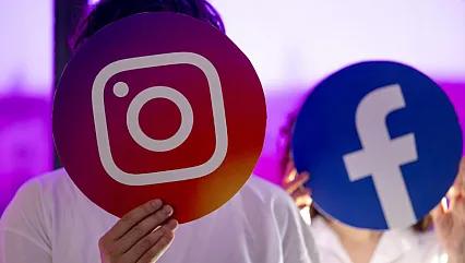 Yapay Zeka Manipülasyonu ve Akran Zorbalığı Kapıda: Dijital Şiddet Gençleri Kuşattı!