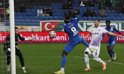 Çaykur Rizespor Evinde Eyüpspor'u 3-0 Mağlup Etti