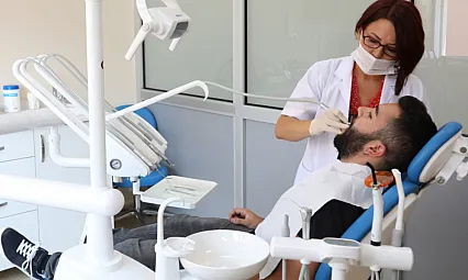 Çürük Diş Deyip Geçmeyin! Alzheimer Ve Demansı Tetikleyen Gizli Tehlike Açığa Çıktı