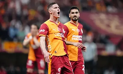 Galatasaray'da Ayrılık Sinyali! İki Yıldız İçin İngiltere'den Sürpriz Hamle