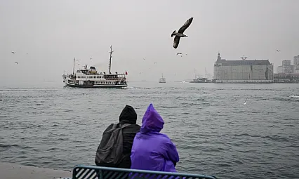 İstanbul Valiliği Duyurdu! Bu Saatlere Dikkat, Sağanak ve Fırtına Geliyor
