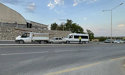 Malatya Anayurt Bulvarı'nda Zincirleme Kaza Sonrası Trafik Yeniden Normale Döndü!
