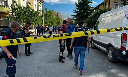 Malatya'da Eşini Ve Kızını Öldüren Bir Kızını Yaralayan Baba Tutuklandı!
