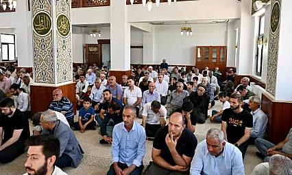 Malatya'da Hacı Mehmet Turgut Camii İbadete Açıldı