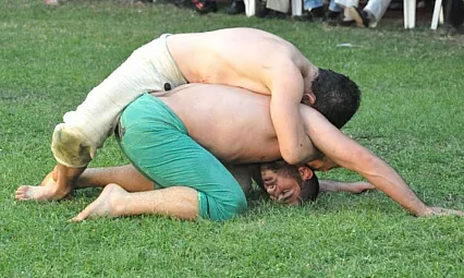Malatya Kiraz Festivali'nde Nefes Kesecek Mücadele! Pehlivanlar Çırmıktı'da Buluşuyor