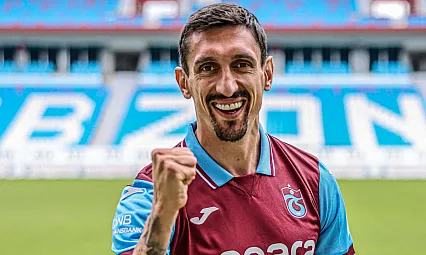 Trabzonspor'da Beşiktaş Maçı Öncesi Savic'in Dönüşü Takıma Moral Veriyor