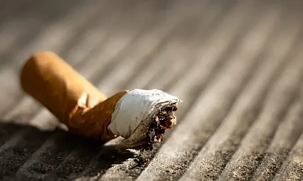 Yeşilay'dan Çarpıcı Uyarı: Gençlerin Yüzde 62'si 18 Yaşından Önce Sigara İçmeye Başlıyor!