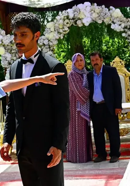 Aybüke Pusat Sezon Finaliyle  Halef'e Veda mı Ediyor?
