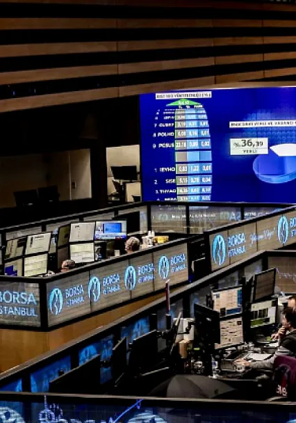 Borsada Rekor Tazeleyen Kapanış! Bankacılık Hisseleri Uçuşa Geçti