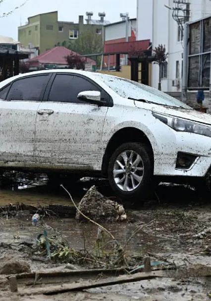 Osmaniye'de Sel Felaketi! 2 Can Kaybı, İlçe Çamur Altında Kaldı