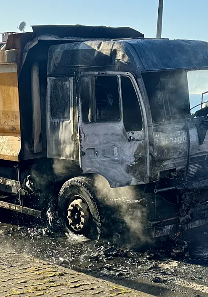 Trabzon'da Seyir Halindeki Tır Bir Anda Tutuştu!