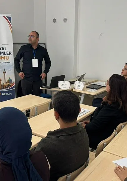 Yapay Zekâdan Göç Dalgasına Sosyal Bilimlerin Geleceği Masaya Yatırıldı