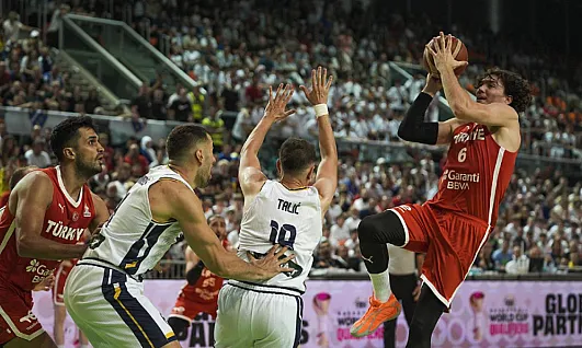 A Milli Basketbol Takımı Tarihe Geçmeye Hazırlanıyor! Gözler İsviçre Maçında