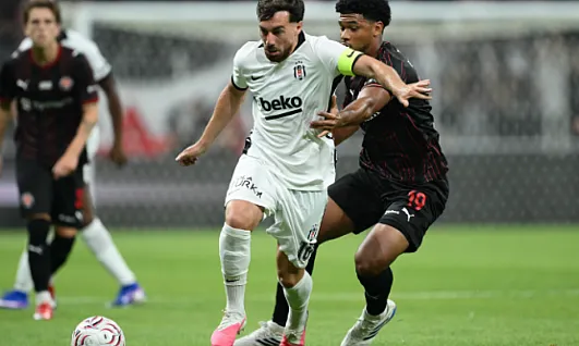 Beşiktaş Midtjylland'ı Tek Golle Geçti! Tur İçin Avantajı Kaptı