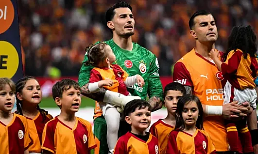 Galatasaray'da Yeni Dönem! Yıldız İsimlere Finansal Revizyon