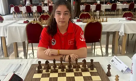 Milli Sporcu Beren Kalyoncu, FIDE Yolculuğunda Yeni Ünvana Ulaştı!